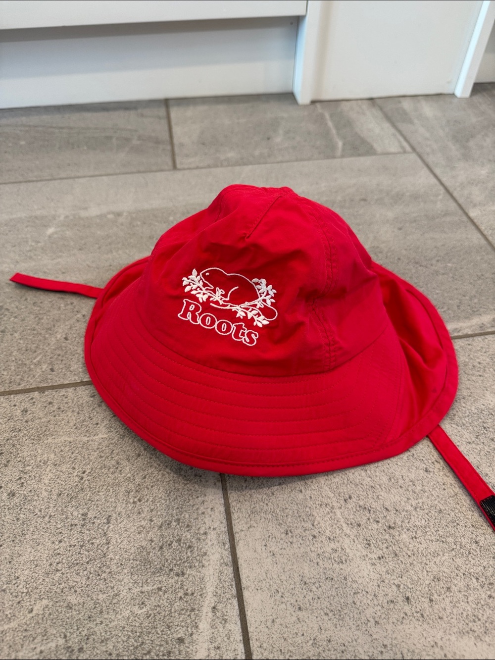 Roots Kids Red Bucket/Sun Hat, Sz S-M
